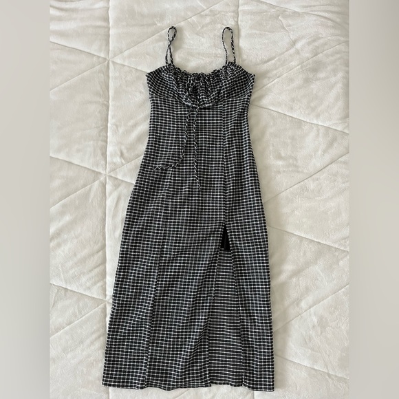 Forever 21 Dress NWOT - Picture 1 of 5